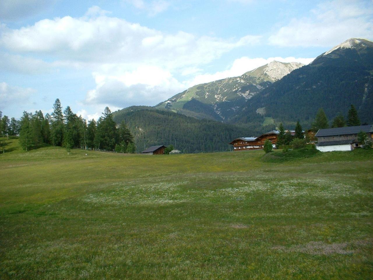 Gaestehaus Manuela - Familie Rantner Зеефельд в Тироле Экстерьер фото